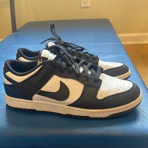 Nike Panda Dunks